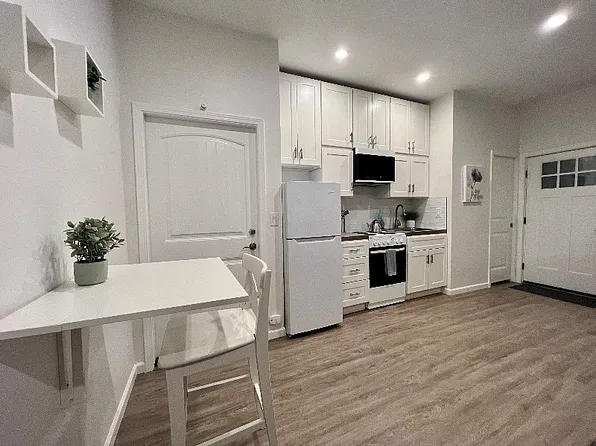 8489 Larch Ave, Cotati, CA