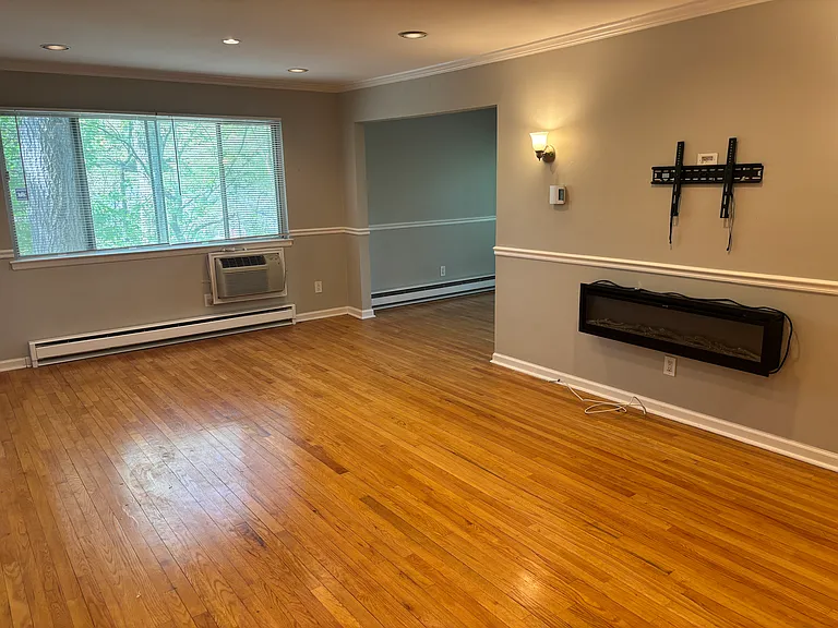 183 Kennedy Dr #183 — Photo 4