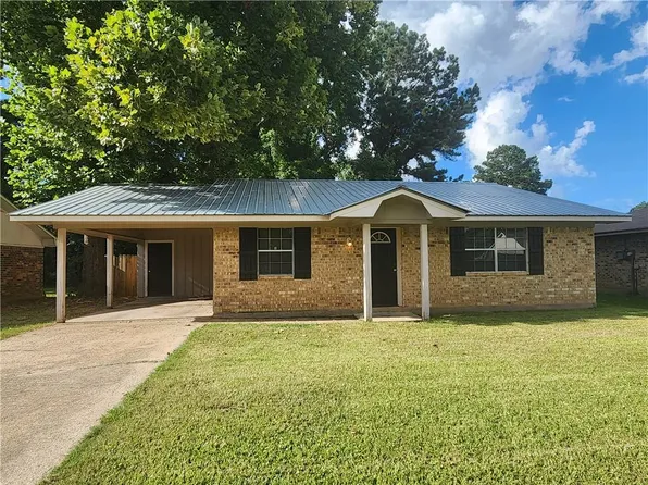 841 Brewton St, Natchitoches, LA 71457