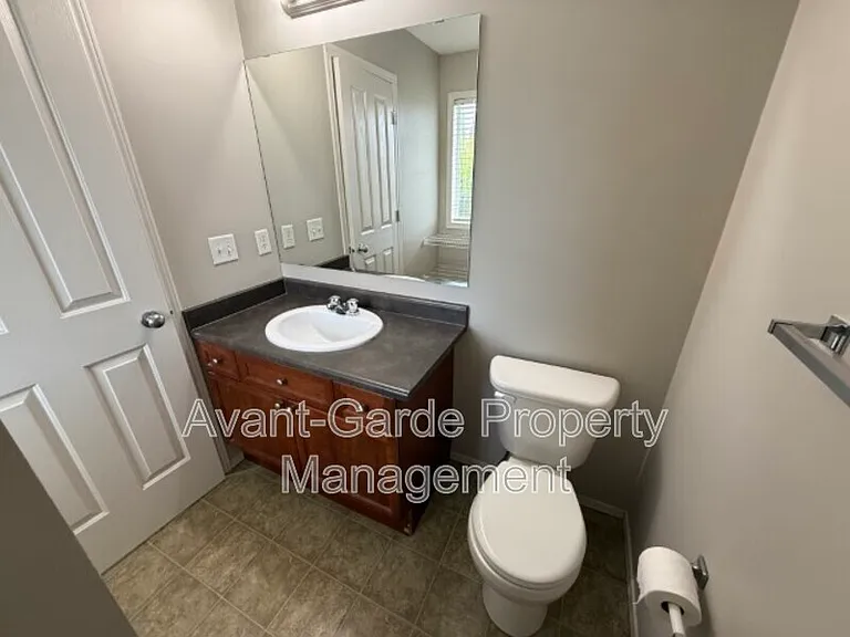 57 Vaughn Ave — Photo 11