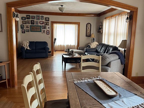 5th image of 1416 Lake Ave