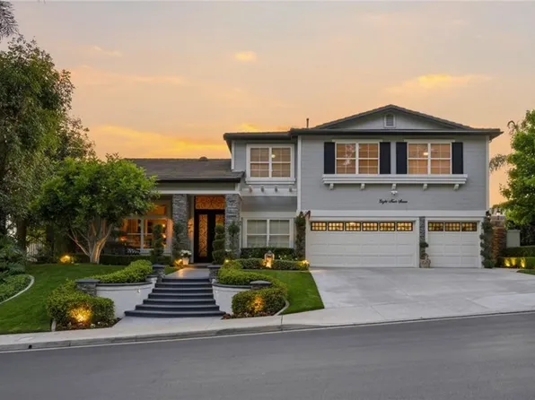 847 S Canyon Mist Ln, Anaheim, CA 92808