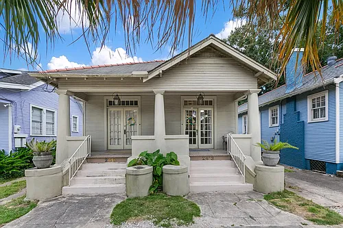 2413 Lowerline St Photo 1