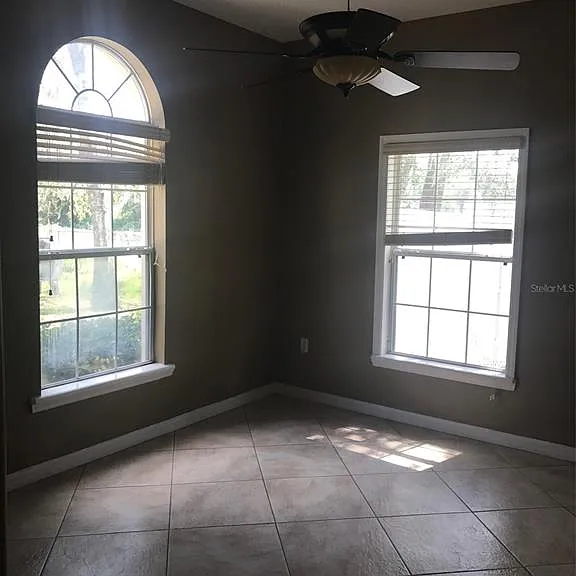 1518 Salem Dr — Photo 12
