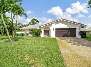 804 Foxpointe Cir, Delray Beach, FL 33445