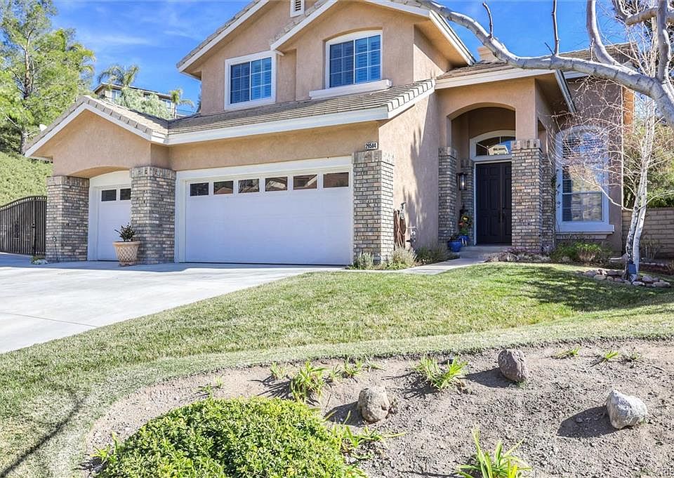 1st image of 29584 Mammoth Ln