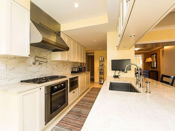 4th image of 845 W End Ave APT 16D