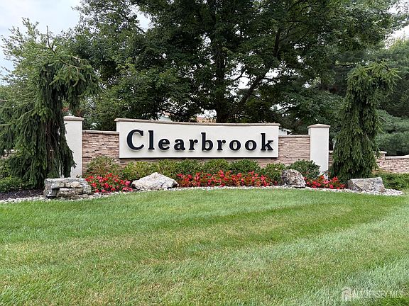 3rd image of 278 Crosse Dr APT 2G