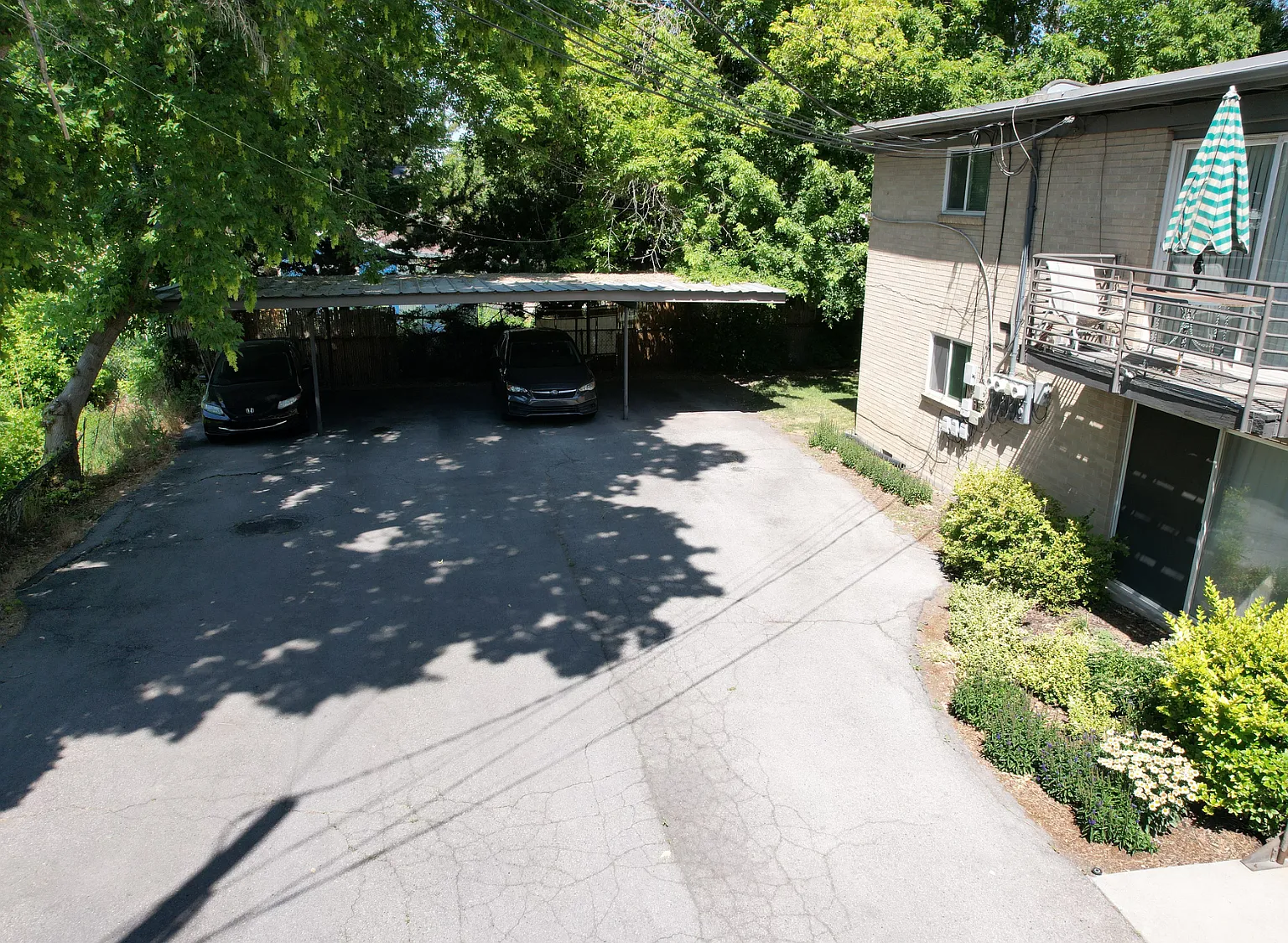2 bed, 950 sqft, $1,500 — Photo 3