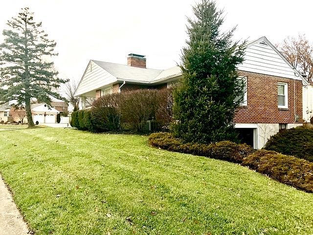 1st image of 130 Donna Ave