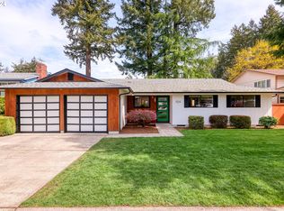 924 NE 174th Ave, Portland, OR 97230
