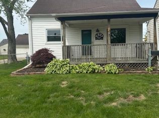 17066 Smith St, Riverview, MI 48193