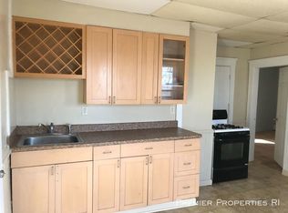 317 Grove St #3R, Woonsocket, RI 02895