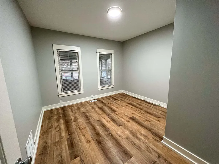 917 Baldwin St SE #1 — Photo 8
