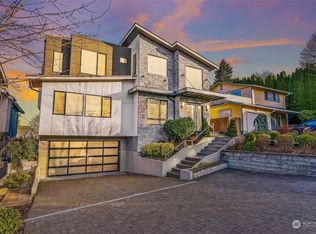 1124 N 30th St, Renton, WA 98056