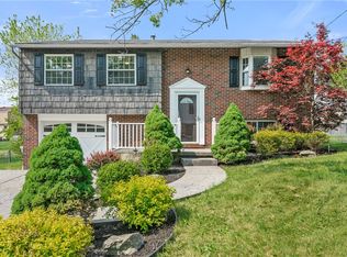 342 Ohiopyle Dr, Pittsburgh, PA