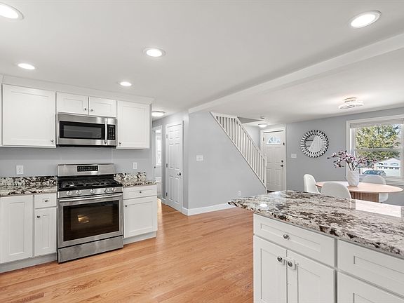 4th image of 6 Hillcrest Rd