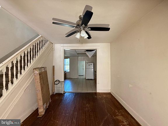 2nd image of 2706 Winchester St