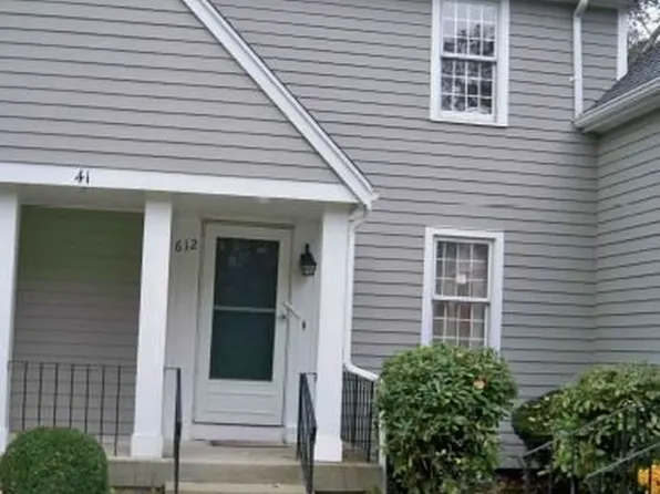 612 Twin Lakes Dr, Halifax, MA 02338