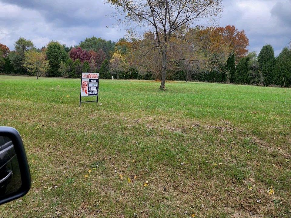 2nd image of S Spearmint Ln