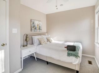 1614 Arlington Blvd, Arlington, VA 22209