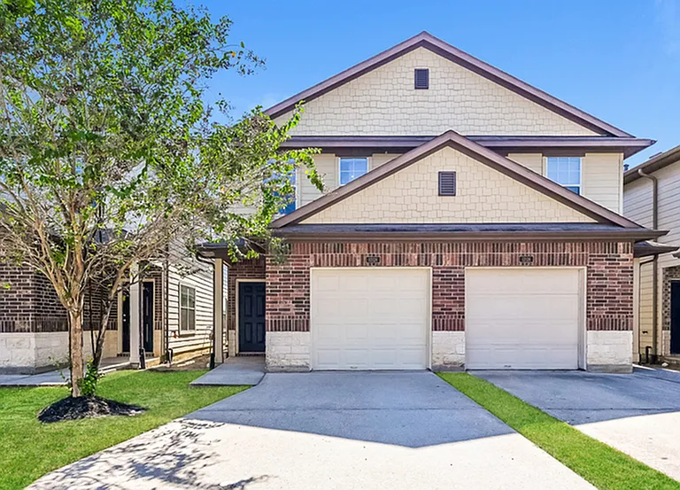 12128 Pia Dr — Photo 1