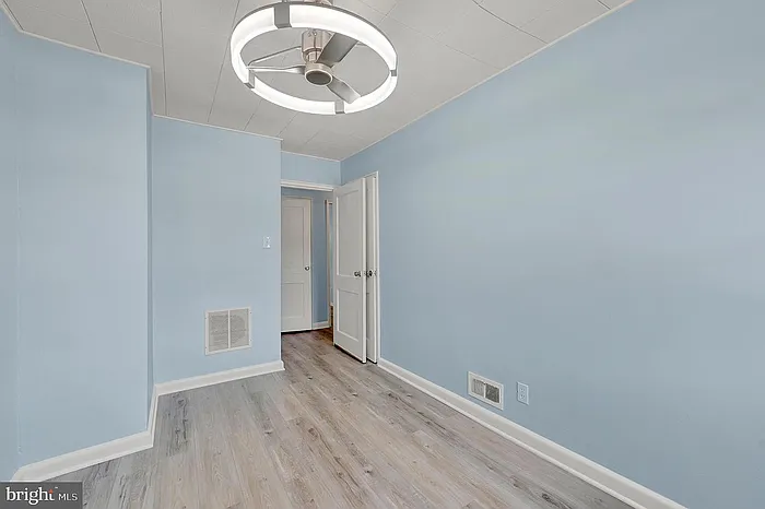 7500 Rabon Ave — Photo 11