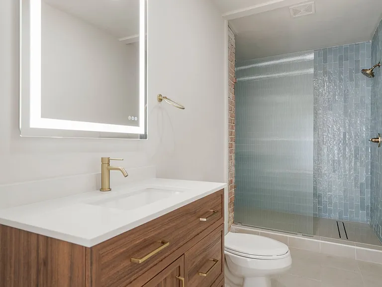 1340 S Florence Ave E — Photo 5