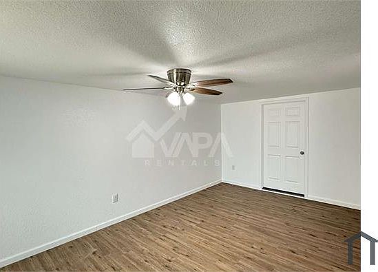 4th image of 143 Huxley Dr