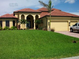 517 SW 38th Pl, Cape Coral, FL 33991