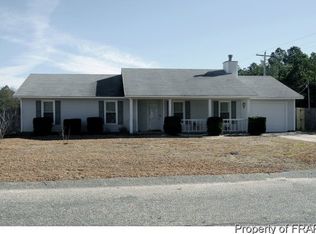 5417 Harding Dr, Hope Mills, NC 28348