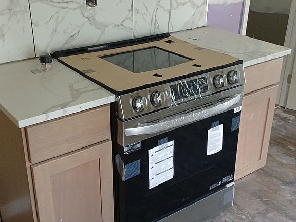 2nd image of 1711-1713 N Sumner Ave #2