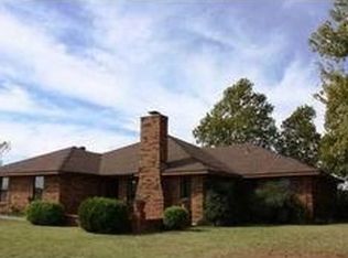 306 Diana Dr, Blanchard, OK 73010