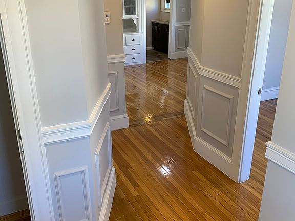 5th image of 138 Arlington St #1