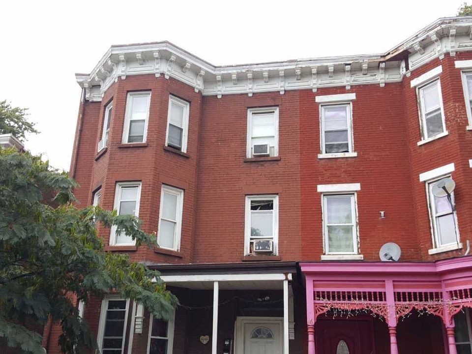 1st image of 48 Courtney Ave