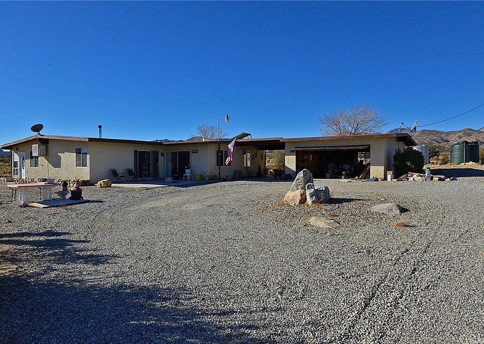 1st image of 3673 Bullwhip Ln