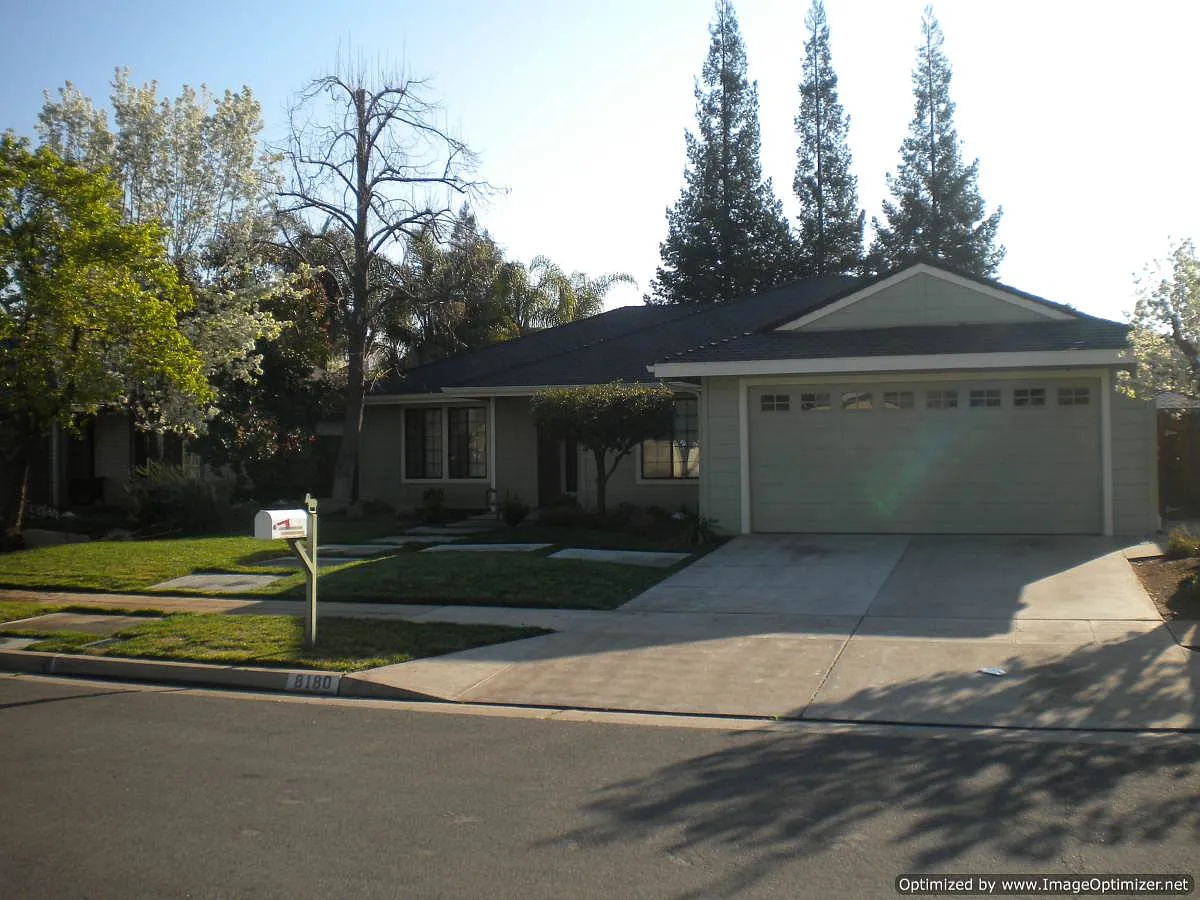8180 N Angus St photo 1