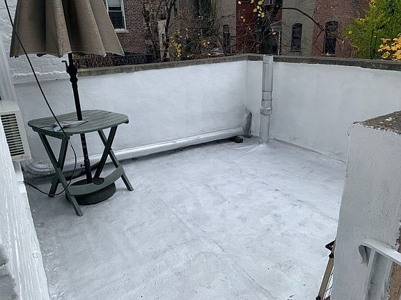 2nd image of 322 W 77th St #3B