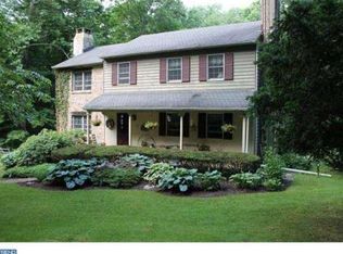 257 Rolling Hills Rd, Pipersville, PA 18947