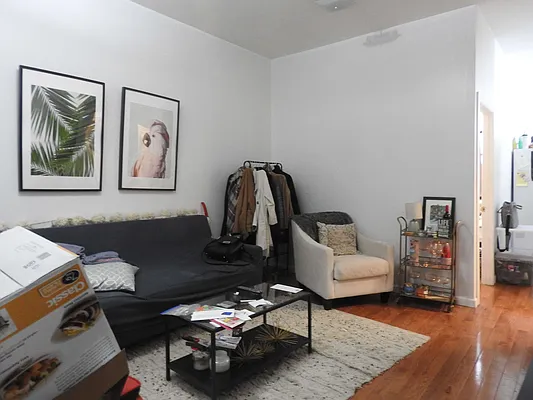 Rented by Shai Realty Management Inc | media 10