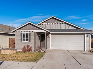 2741 SW Cascade Ave, Redmond, OR 97756