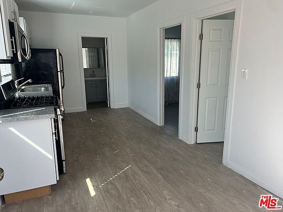 4th image of 22617 Covello St