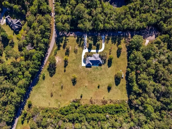102 Secretariat Ct, Bush, LA 70431