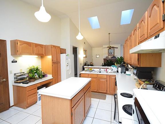 2nd image of 7232 Hiawassee Oak Dr