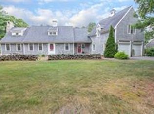 36 River Farm Rd, Plymouth, MA 02360