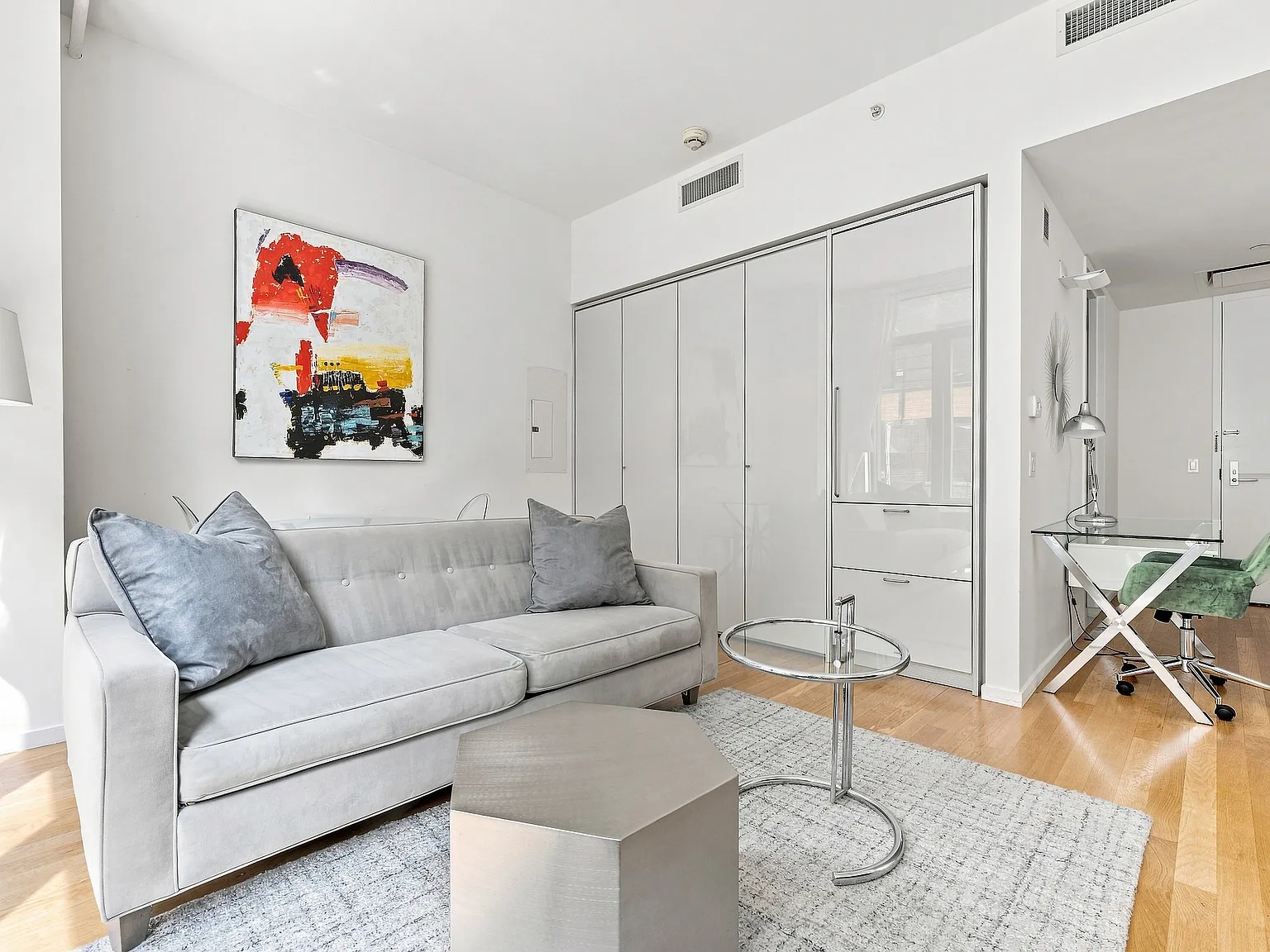 18 West 48th Street — Photo 3