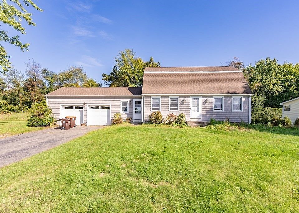 31 Bradford Dr, Feeding Hills, MA 01030 | Zillow