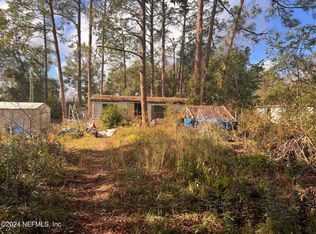 103 Soto St, Interlachen, FL 32148