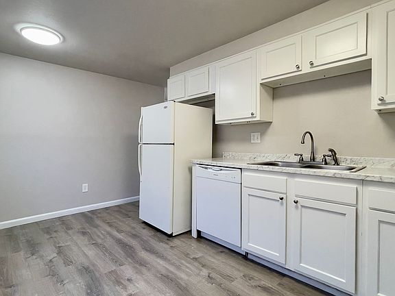 5th image of 1906 Dublin Blvd #8