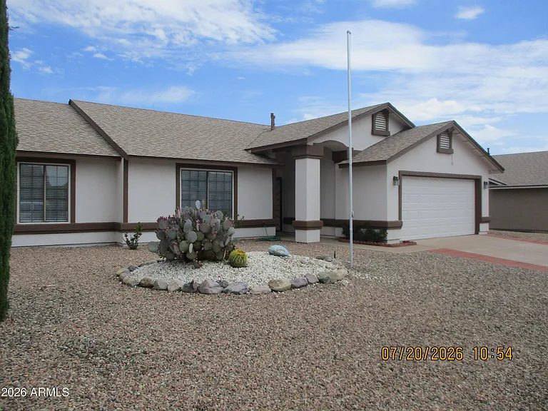 2539 Golden Eagle Dr — Photo 2